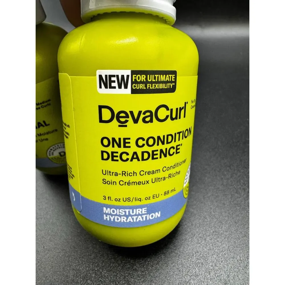 NWT Set of Devacurl Shampoo & Conditioner 3oz each